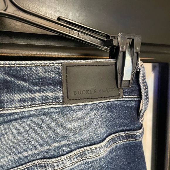 Like New! Buckle Black Fit# 75 Bootcut Denim Jeans Size 24x34 - Picture 8 of 9